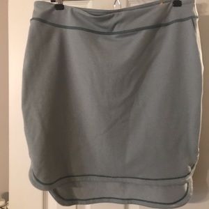 Lululemon skirt sz 10